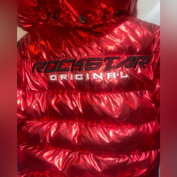 ‼️SOLD‼️red metallic puffer jacket - Picture 5 of 11